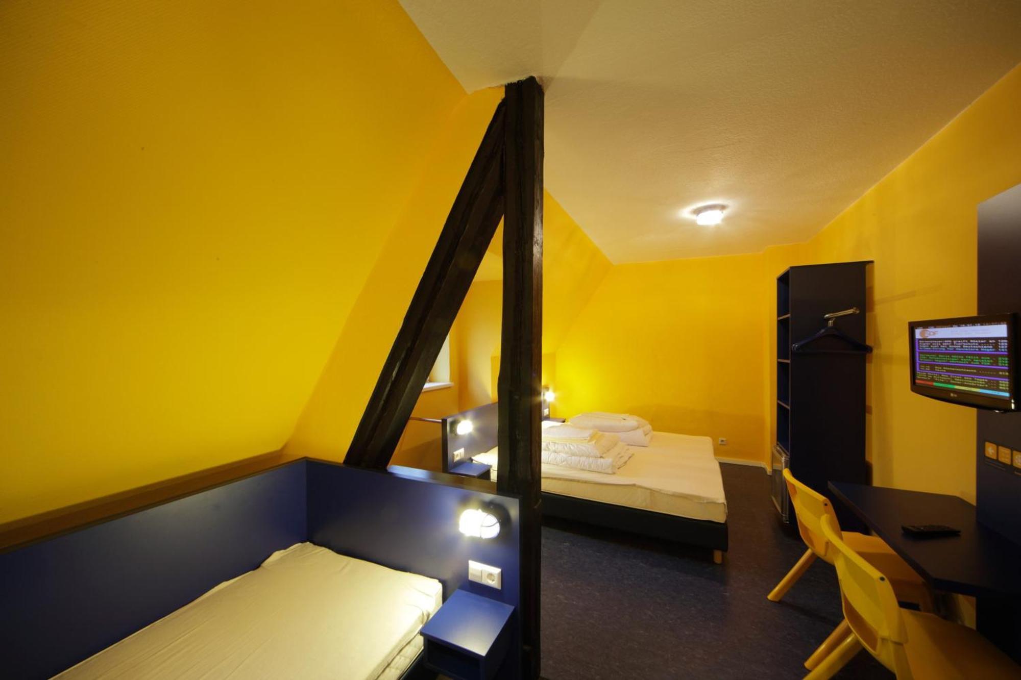 Bed'Nbudget Expo-Hostel Dorms Hannover Camera foto